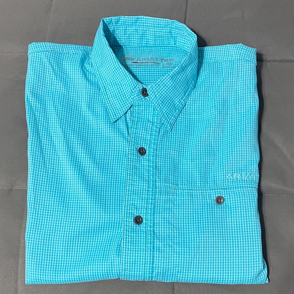 Ariattek Heat Series Button Down. Size Small - image 1